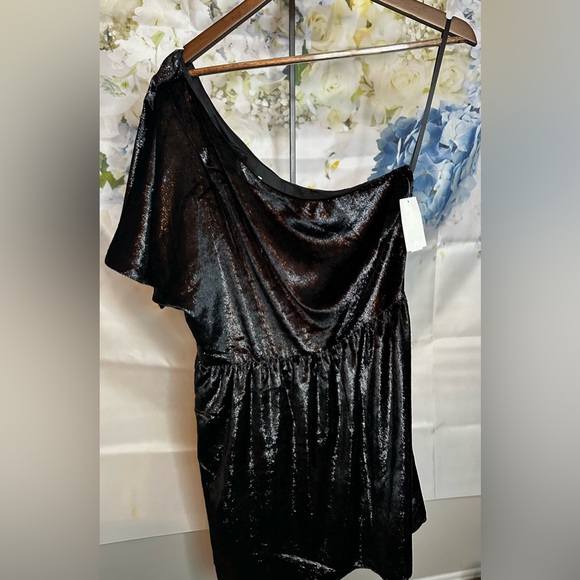 7 For All Mankind Dresses & Skirts - 7 For All Mankind one shoulder cocktail dress NWT